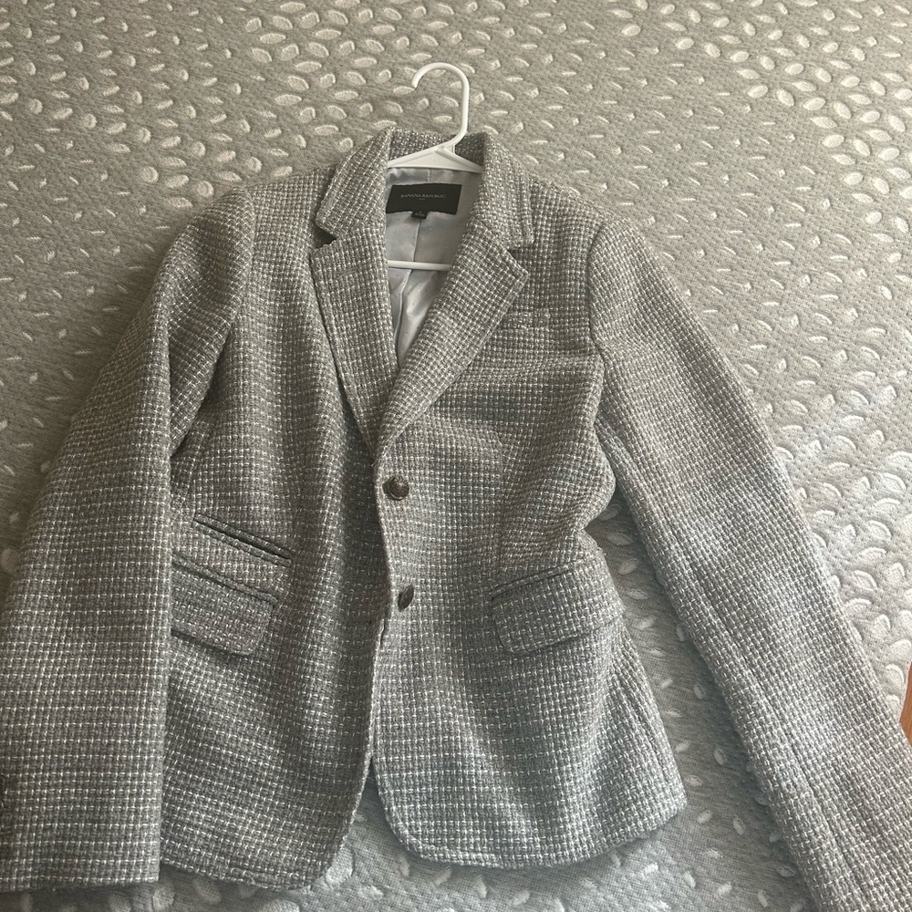 Banana Republic Women’s Gray Blazer
